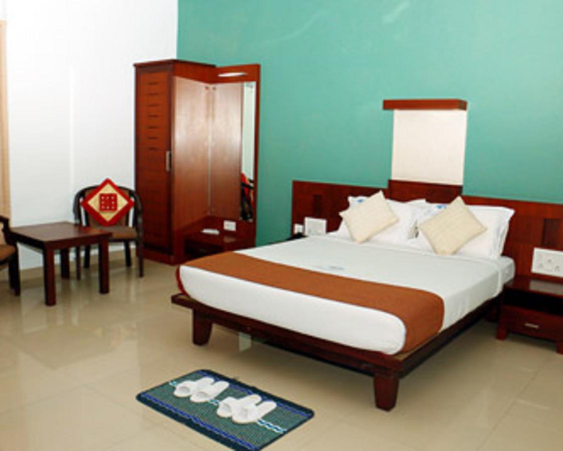 Hotel Soorya Regency Malappuram Dış mekan fotoğraf